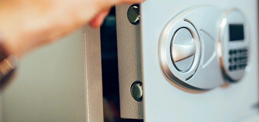 Fingerprint Safe Openers in Aptos, CA